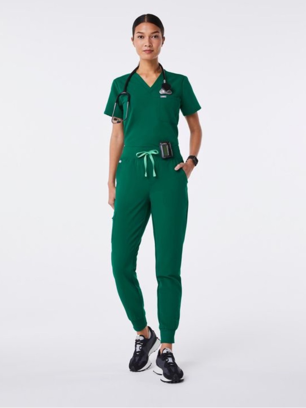 Figs, Zamora High-Rise Jogger Scrub Pant, Hunter Green, Small Petite